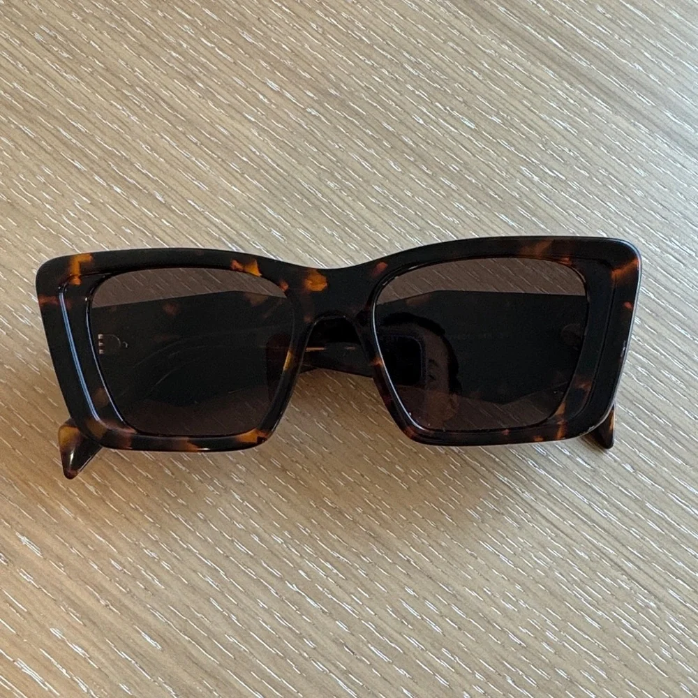 Prada PR 08YS Brown Tortoise Sunglasses - Picture 4 of 7